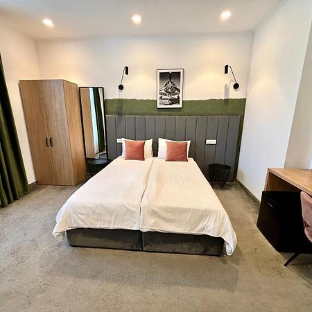 Victoria Rooms Oradea Exterior foto
