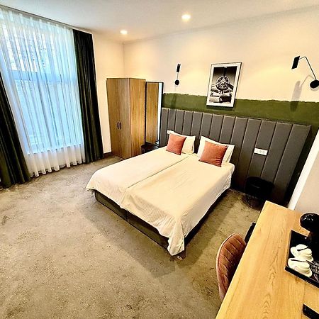 Victoria Rooms Oradea Exterior foto