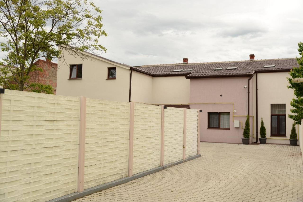 Victoria Rooms Oradea Exterior foto