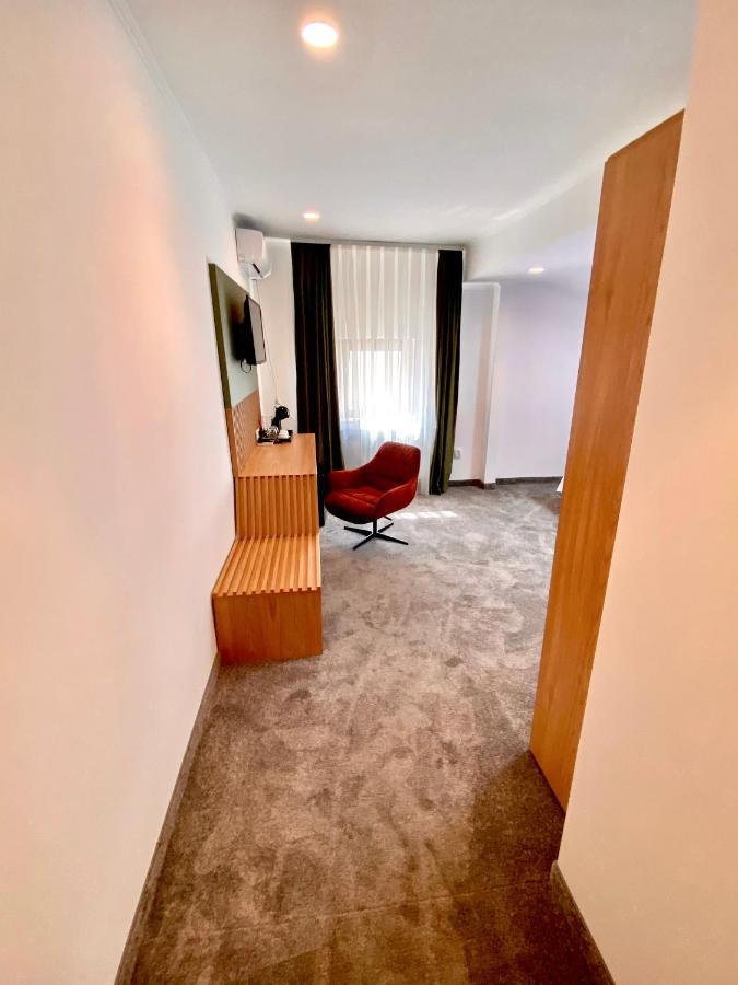 Victoria Rooms Oradea Exterior foto
