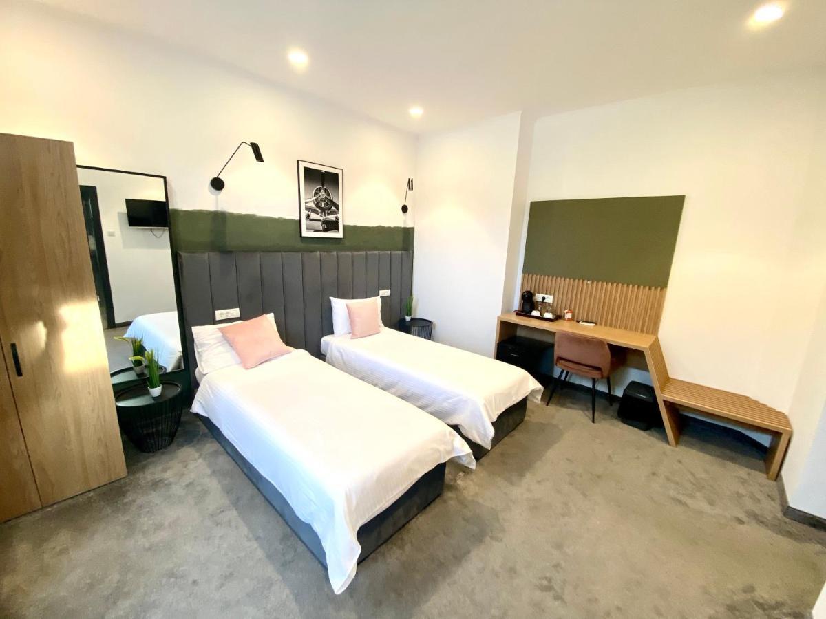Victoria Rooms Oradea Exterior foto